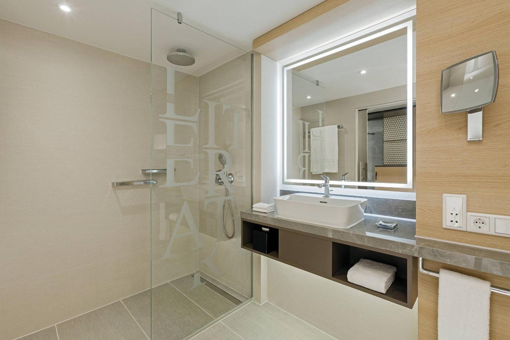 Frankfurt Airport Marriott 5*